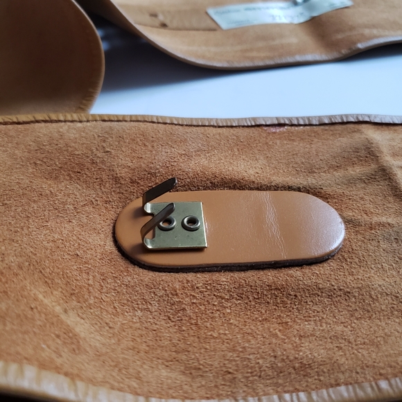 Emmanuel | Vintage Leather Wrap Belt - Picture 10 of 15